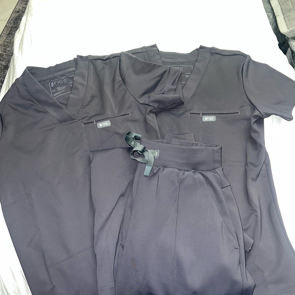 Womens figs bundle FORMX charcoal grey